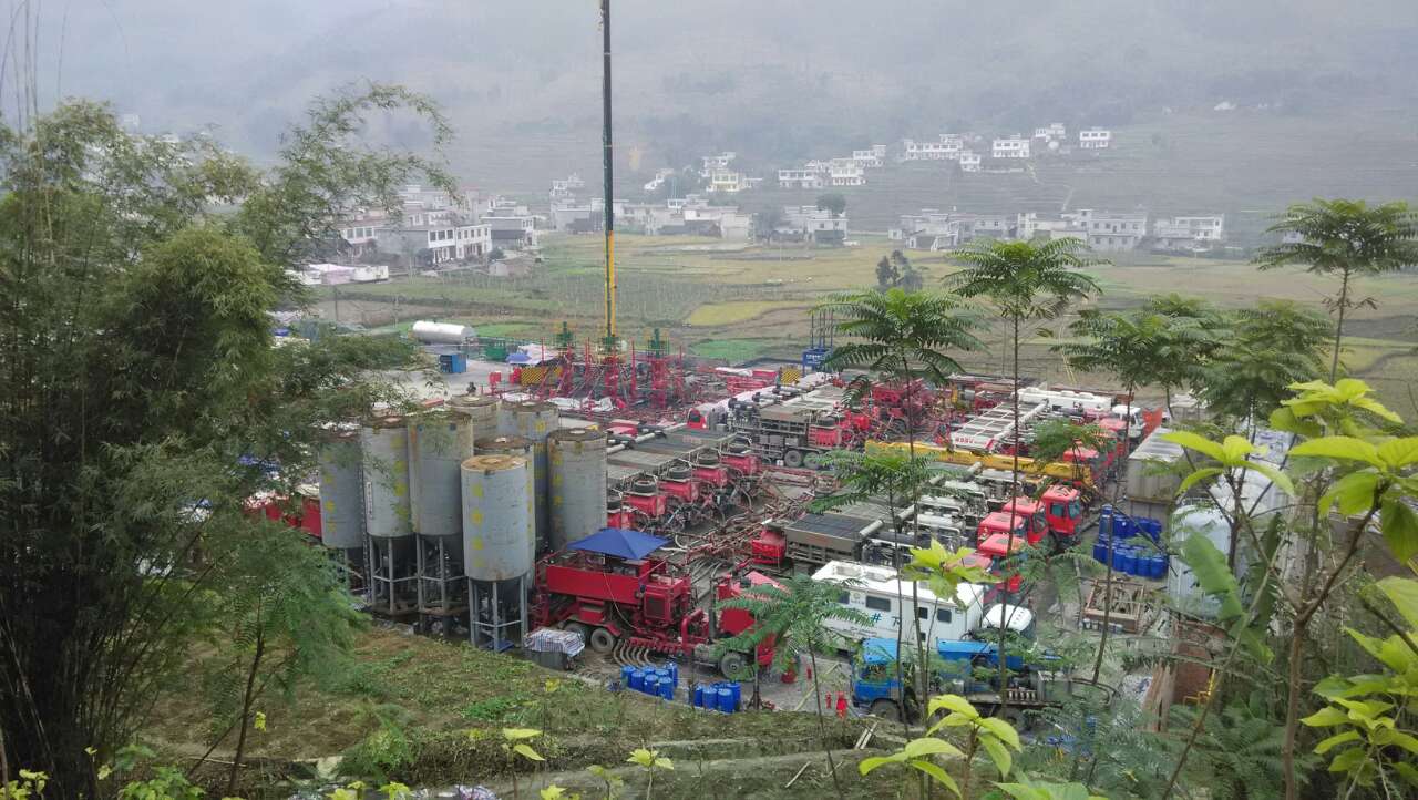 宝石油漆井田基地